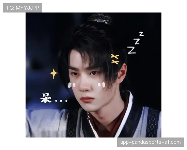 杨千霖今天咋穿得像去拍偶像剧，赛场上还真是个反差萌