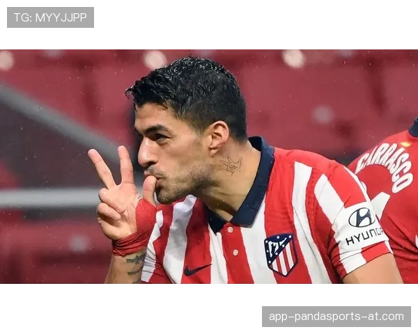 苏亚雷斯的厨房比球场还疯狂，这牙膏都用比谁都夸张？