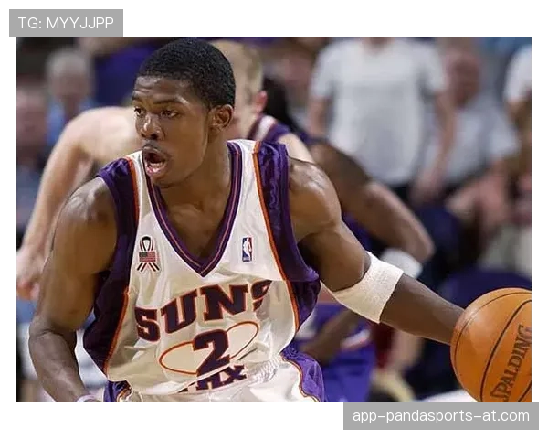 乔·约翰逊无球投射提升球队关键三分效率明显