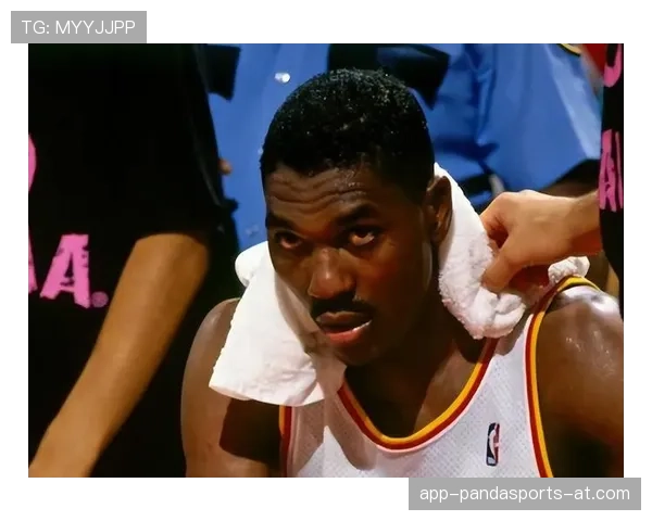 奥拉朱旺传统单打对比二当家内线，篮下终结效率显著提升