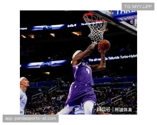 德罗赞中距离杀伤主导进攻，关键时刻得分占比提升