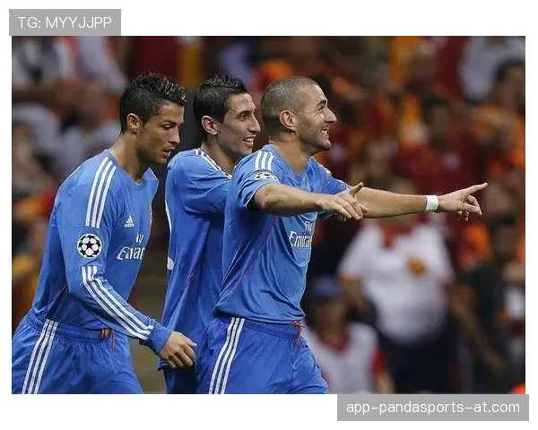 本泽马 vs C罗历史地位：荣誉体系与巅峰年限的结构性差异