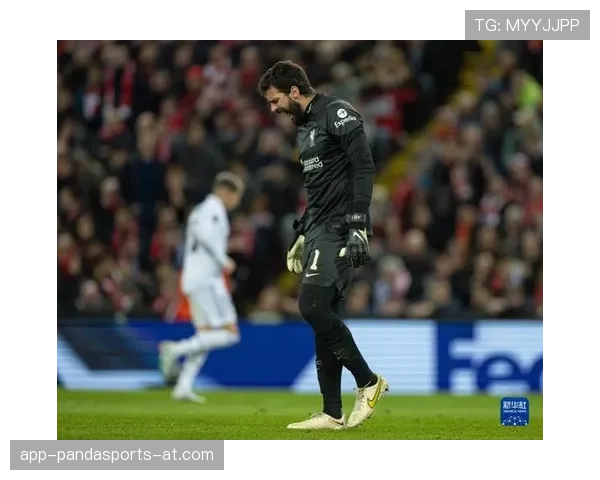 维尼修斯对阵欧冠豪门表现解析：强强对话能力评估